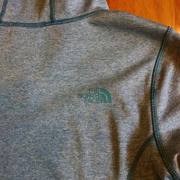 The North Face hoodie size M - Picture 5 of 6